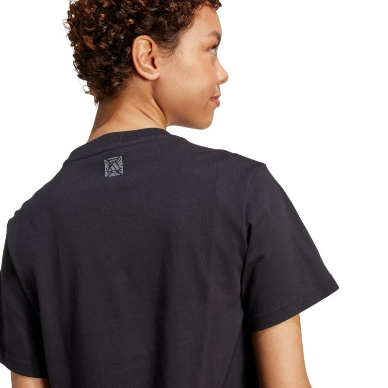 adidas Animal Graphic T-shirt W JV8536 Clothing/Lifestyle/T-shirts Adidas