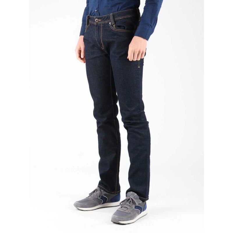 Guess Jeans M21030D05B0 DRRN In preparation Your Sports Performance