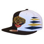 Mitchell & Ness NBA Diamond Cut New Orleans Pelicans Cap - HHSS1093-NOPYYPPPBKWH Odzież/Czapki/Czapki z daszkiem Your Sports Performance