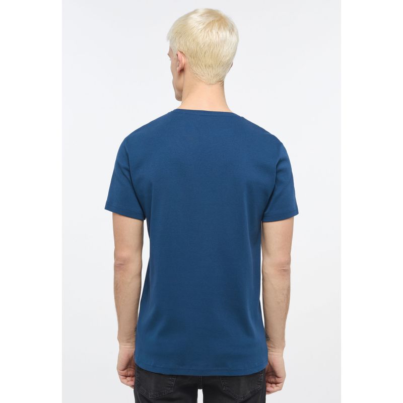 Mustang Aaron C Basic T-shirt M 1013822-5230 Clothing/Lifestyle/T-shirts/Mustang Your Sports Performance