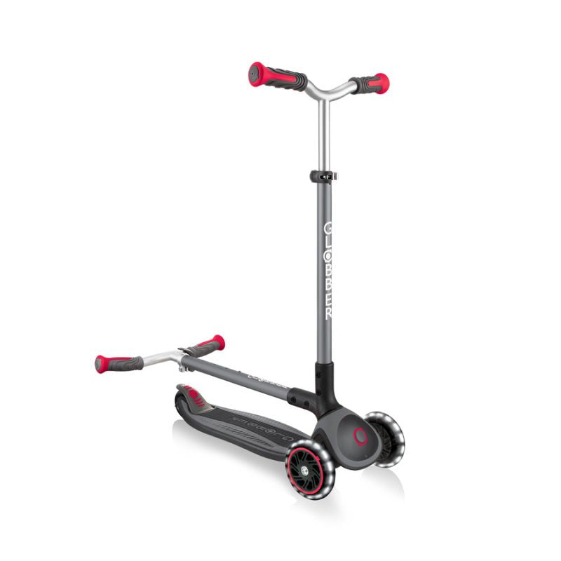 Scooter 3 wheels Globber Master Lights 662-120-2 HS-TNK-000015844 Accessories/Skating/Hulajnogi Your Sports Performance