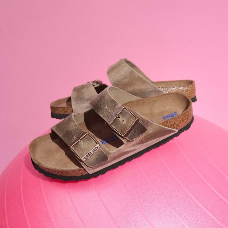 Birkenstock Arizona Soft Footbed Oiled Leather Tabacco Brown Narrow Women's/Men's Slides (0552813) Footwear/Lifestyle/Birkenstock/Klapki/chodaki Birkenstock