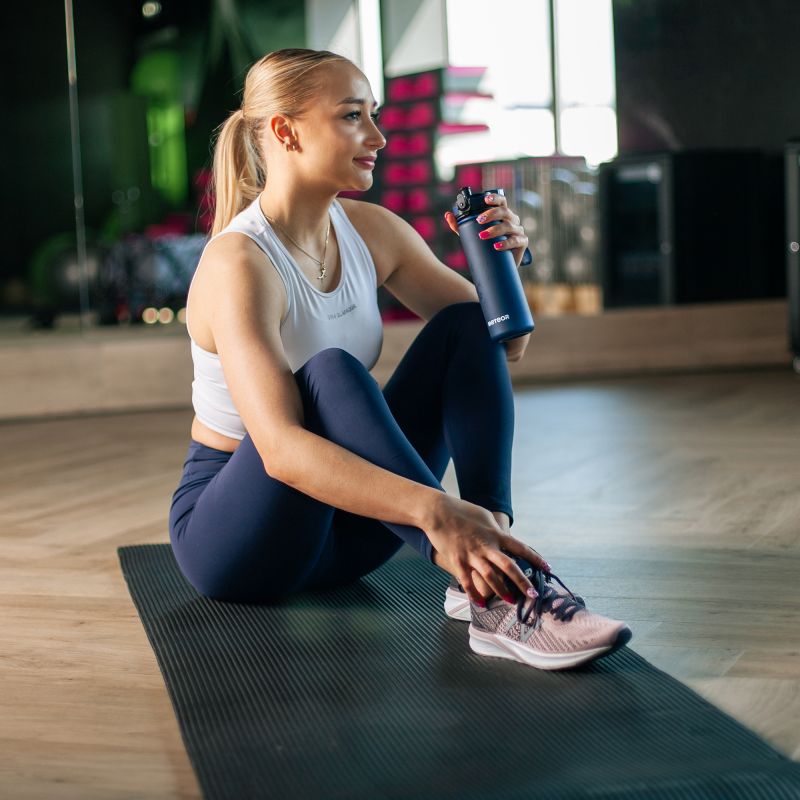Meteor 650 ml navy blue sports bottle