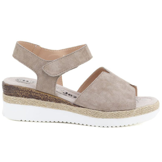Women's leather wedge sandals beige Jezzi 26SD18-32 Jezzi