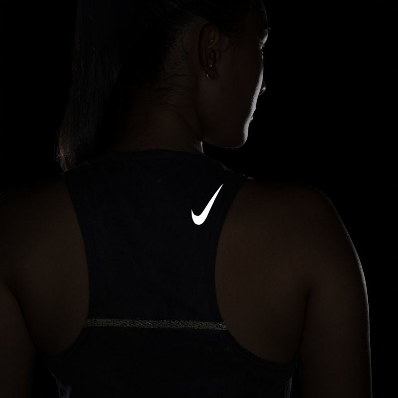 Nike Dri-FIT ADV Run Division W DM7558-010 T-shirt Clothing/Running Nike