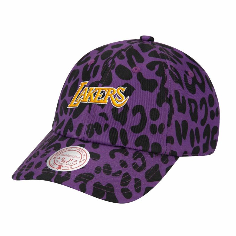 Mitchell & Ness NBA Wild Style Los Angeles Lakers Strapback Cap - 6LUOMM20061-LALPURP Odzież/Czapki/Czapki z daszkiem Your Sports Performance