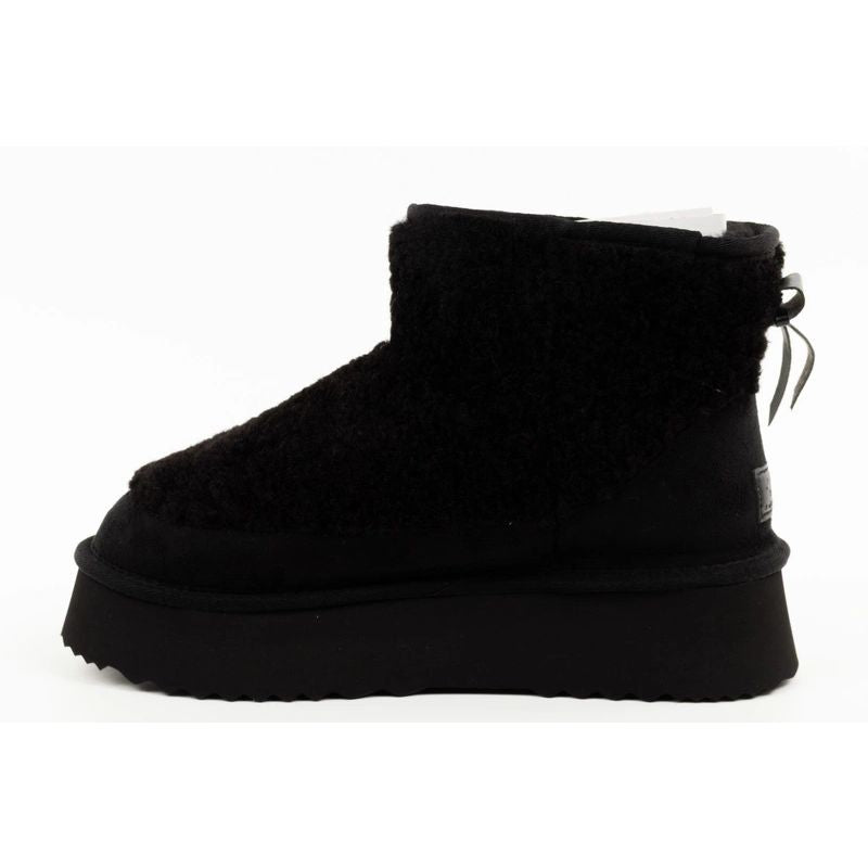 O'Neill women's Avaloria snow boots, black, insulated, platform