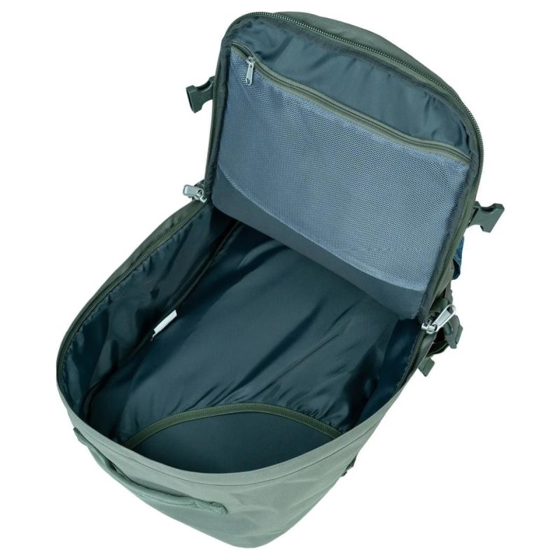 Cabin Zero Classic Pro Travel Bag Handy Backpack 32L CZ261802 Akcesoria i sprzęt koszykarski/Torby i plecaki Your Sports Performance