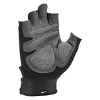 Men's M ULTIMATE FG GLOVES In preparation Your Sports Performance