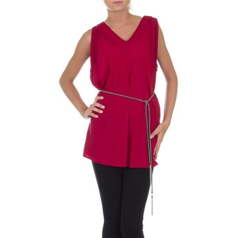 Guess T-shirt W W23H16W0RK0-B559 Clothing/Lifestyle/T-shirts/Guess Your Sports Performance