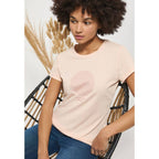 Mustang T-shirt Alexia C Chestprint W 1013383 7262 Clothing/Lifestyle/T-shirts/Mustang Your Sports Performance