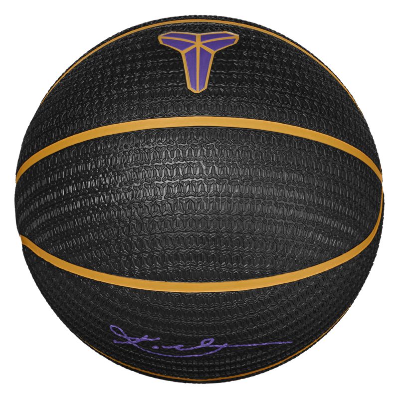 PLAYGROUND 8P K BRYANT DEFLATED ball Nike