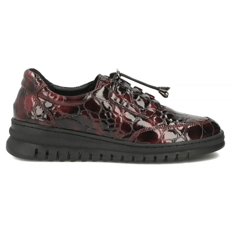 Women's leather half-notes on a wedge, lacquered crocodile burgundy Filippo DP8102