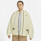 Nike Sportswear Therma-FIT Tech Pack W DD4660-715 jacket Clothing/Outdoor Nike