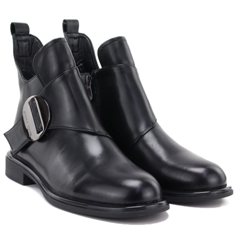 Black women’s leather ankle boots Artiker 59C1200