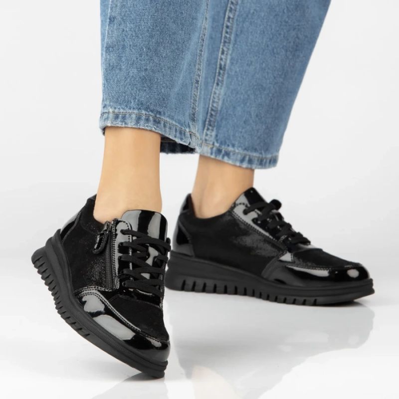 Filippo DP8105 patent leather wedge shoes in black