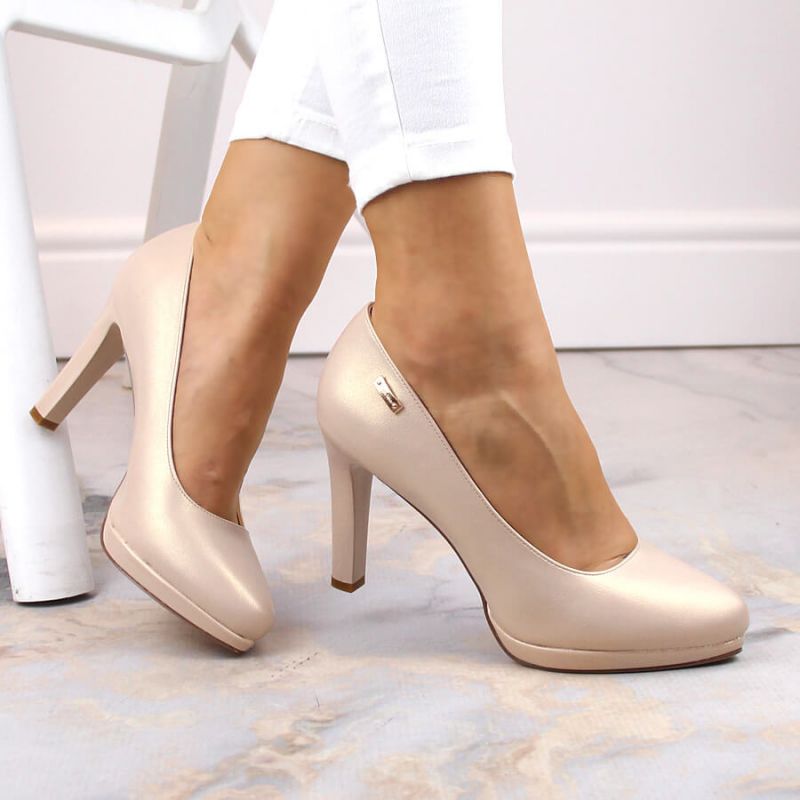 Sergio Leone W SK53N beige high-heeled and platform pumps Footwear/Lifestyle/Sergio Leone Your Sports Performance