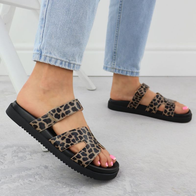 Women's beige leopard print flip-flops Vinceza 17401 Footwear Your Sports Performance