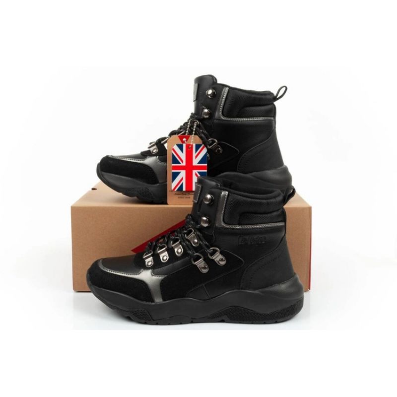 Lee Cooper W Shoes LCJ-24-03-3048L Footwear/Outdoor/Lee Cooper Your Sports Performance