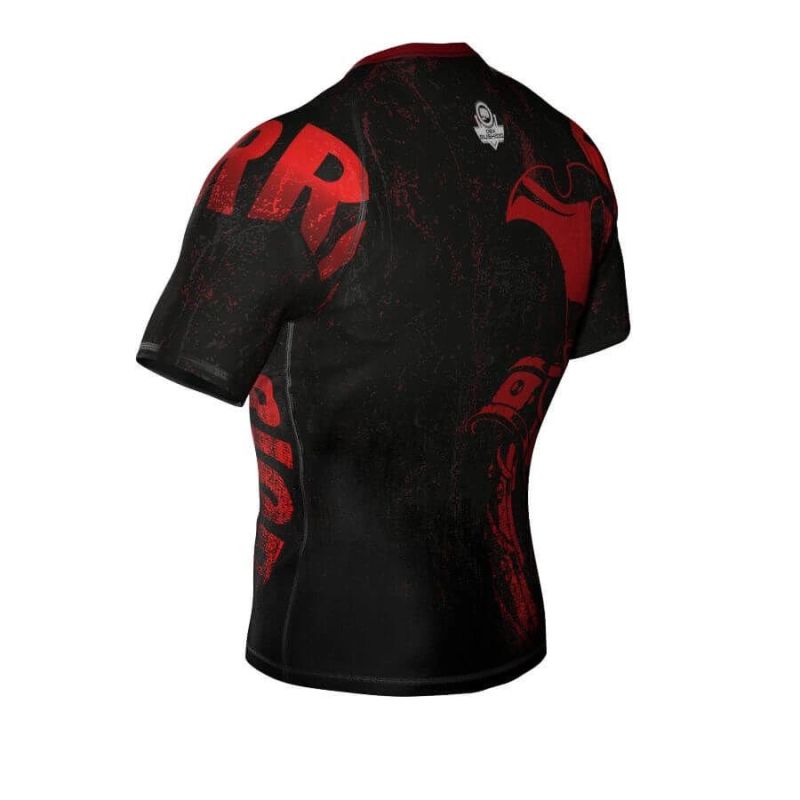 The "Warrior" compression rashguard is made of DBX MORE DRY M material. ODZIEŻ - Koszulki treningowe Your Sports Performance