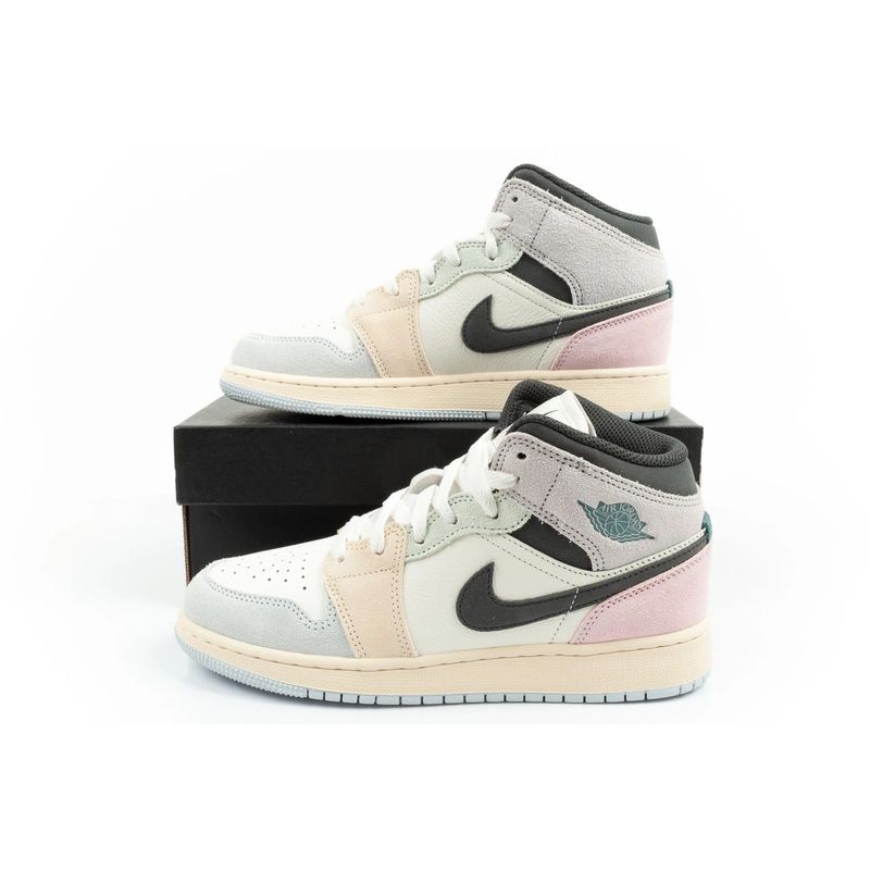 Nike Air Jordan 1 women's high-top sports shoes fashionable sneakers