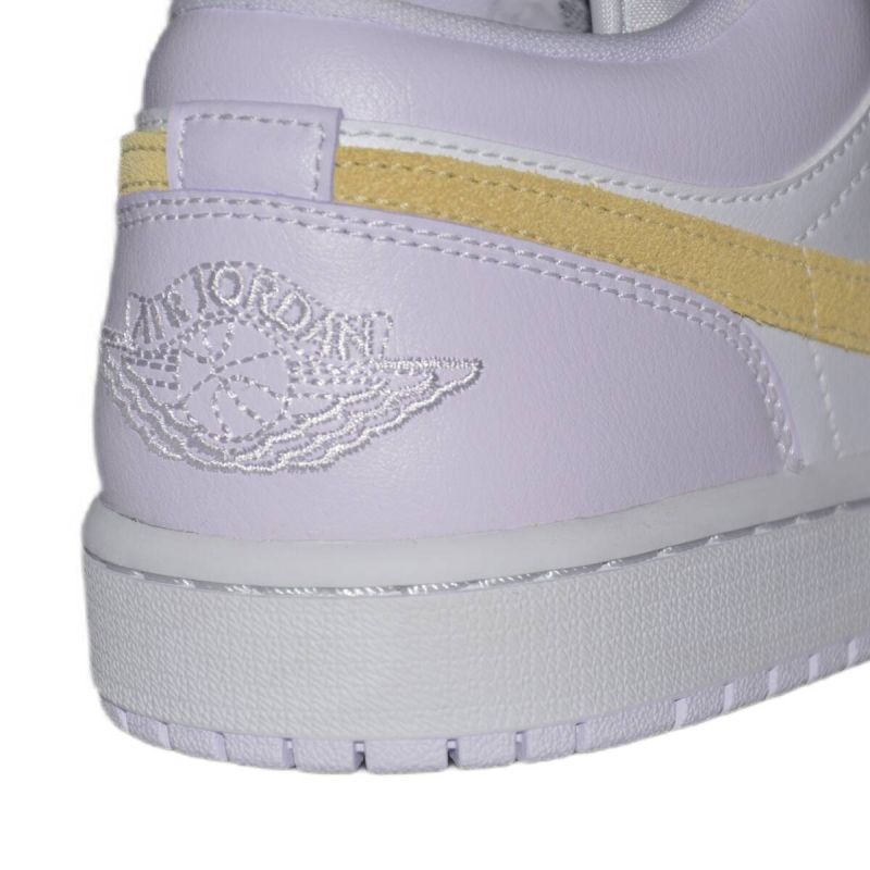 Air Jordan 1 Low Wmns 'Barely Grape' women's shoes - DC0774-501 Obuwie/Buty do koszykówki męskie/Air Jordan Your Sports Performance