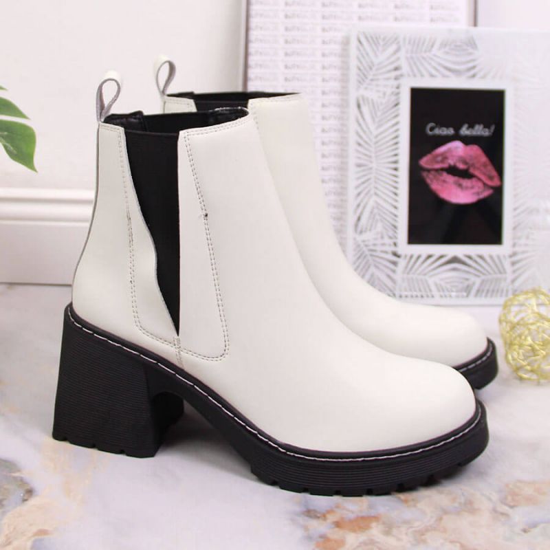 Chelsea boots on the post, slip-on insulated Artiker W HBH42 Footwear/Outdoor/Artiker Your Sports Performance