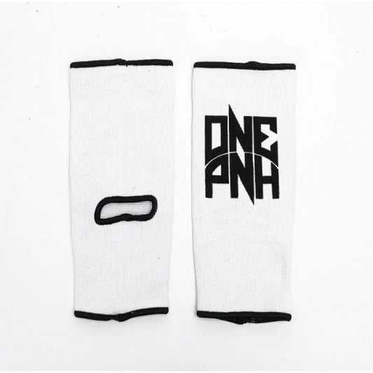 Flexible ankle protector "ONE PUNCH" 08256-01M Accessories/Protectors and knee pads Your Sports Performance