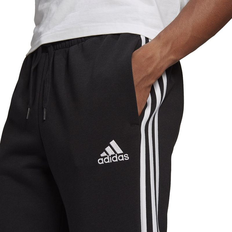 Adidas Essentials Tapered Elasticcuff 3 Stripes Pant M GK8822 Clothing/Training Adidas