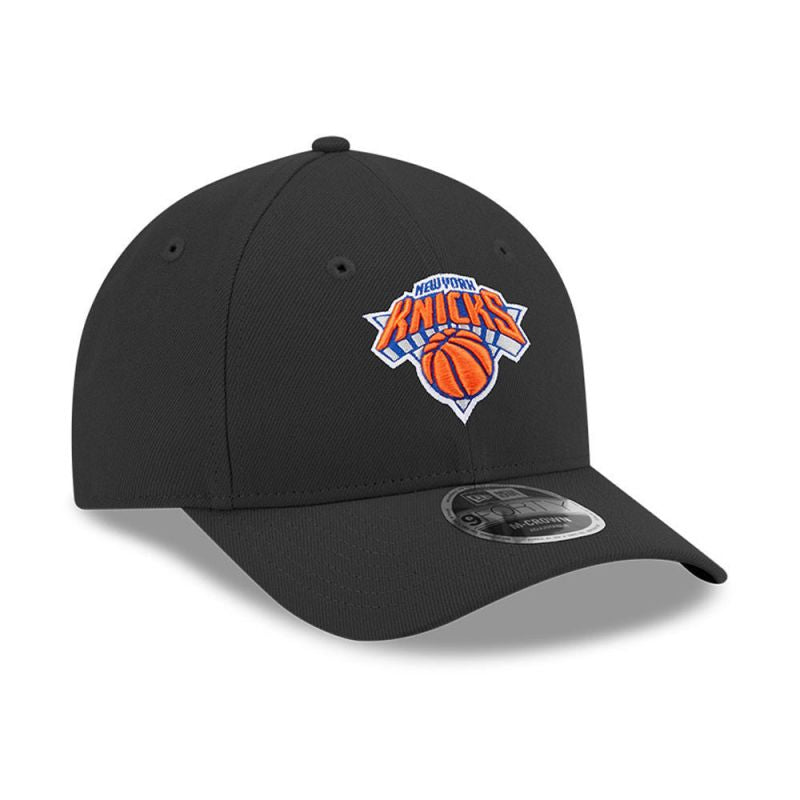 New Era 9FORTY New York Knicks NBA Team M-Crown Black Snapback Cap - 60755480 Odzież/Czapki/Czapki z daszkiem Your Sports Performance