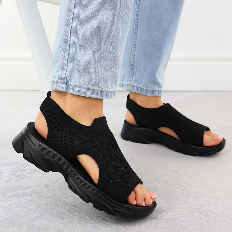 Women's closed-toe black sandals Potocki TO90302 Footwear Your Sports Performance