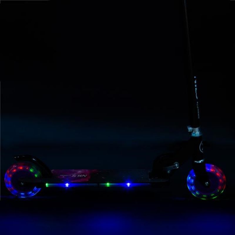 Nils Extreme HD025 Led Jr 16-50-306 Scooter Import z Action/Skating/Hulajnogi tradycyjne (dla młodzieży i dorosłych) Your Sports Performance