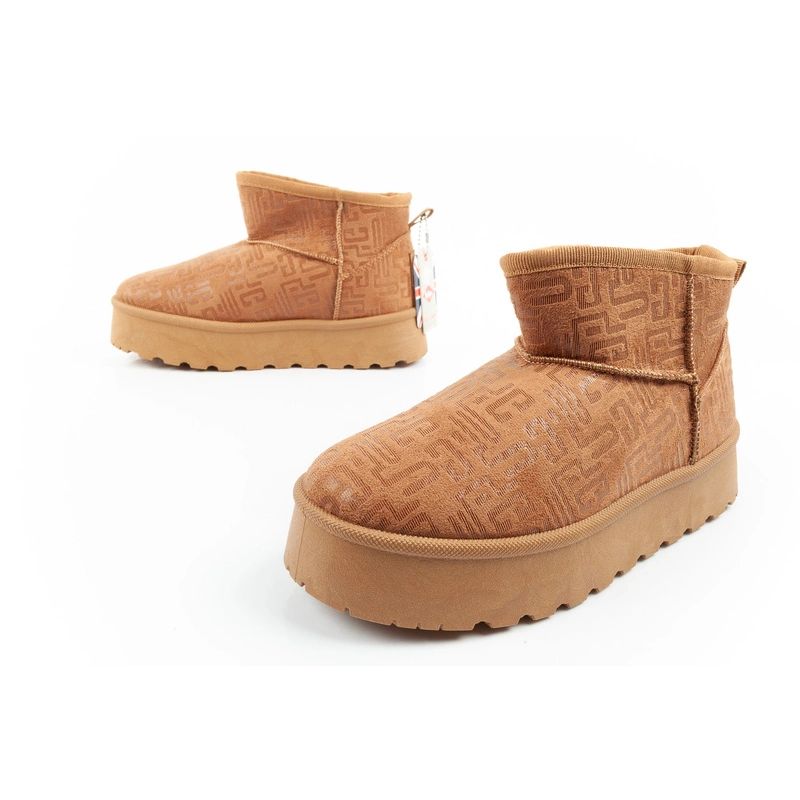 Lee Cooper women's winter snow boots, fashionable fur lined ankle boots, brown Lee Cooper