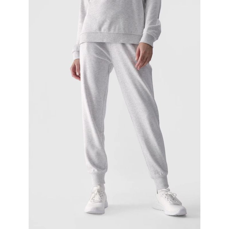 Women's jogger sweatpants 4F 4FWMM00TTROF0945-27M *Kategoria tymczasowa Your Sports Performance