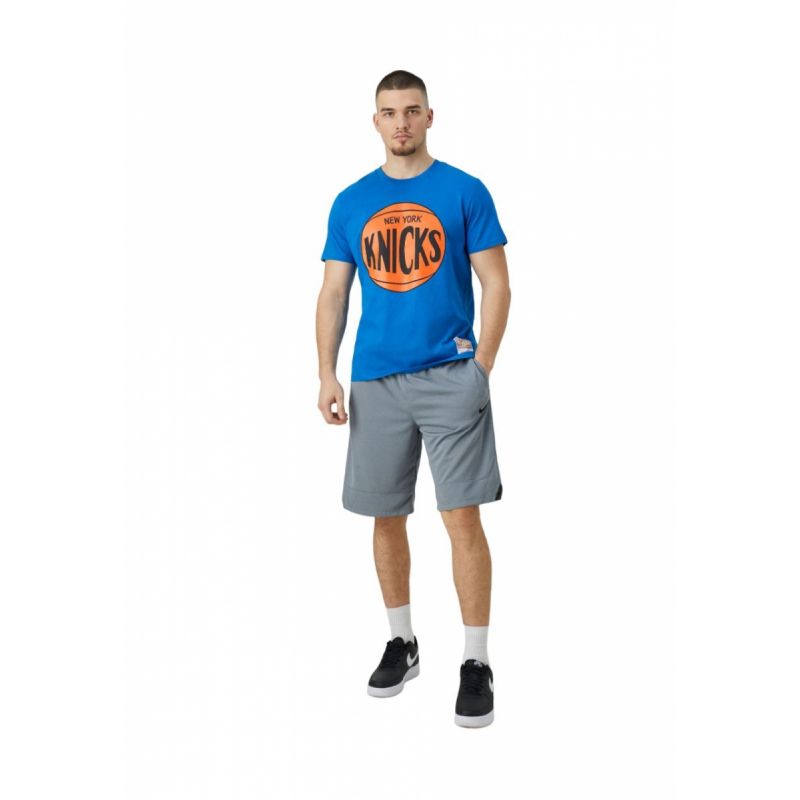 Mitchell &amp;Ness NBA New York Knicks Team Logo Tee M BMTRINTL1268-NYKROYA Clothing/Lifestyle/T-shirts/Mitchell & Ness Your Sports Performance
