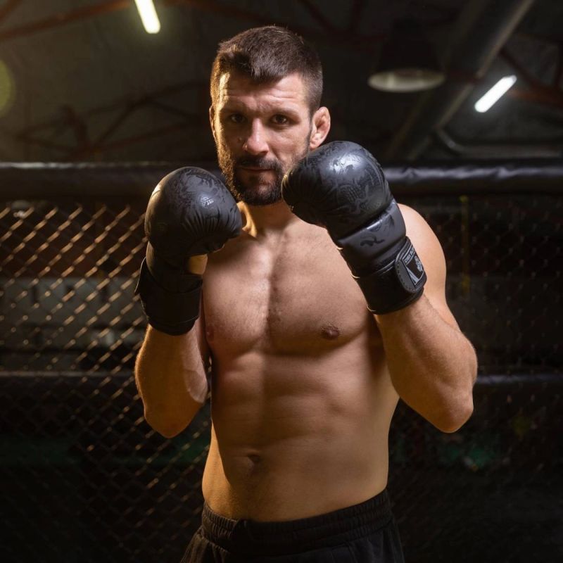 MMA Sparring Gloves M - Black Dragon - Valor Series Rękawice MMA Your Sports Performance