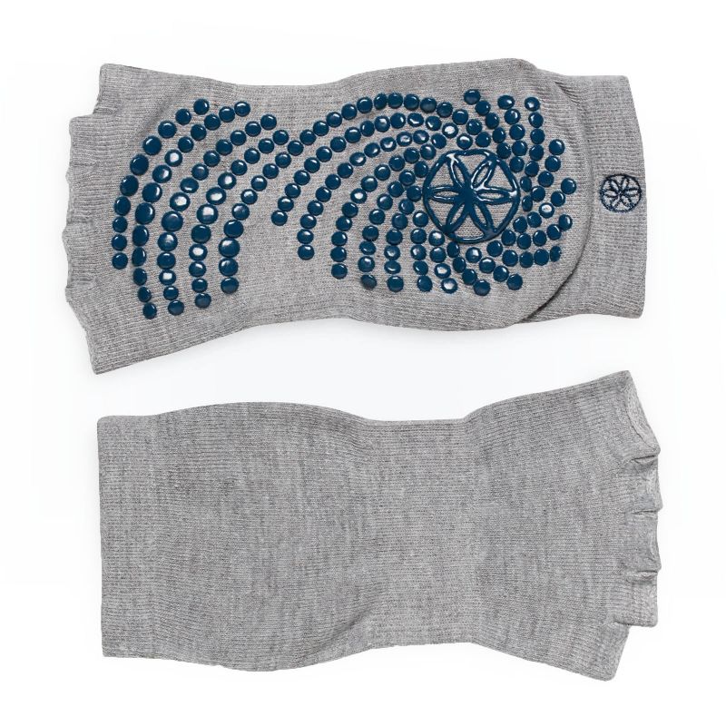 GAIAM 63708 fingerless anti-slip yoga socks Accessories/Training equipment Your Sports Performance