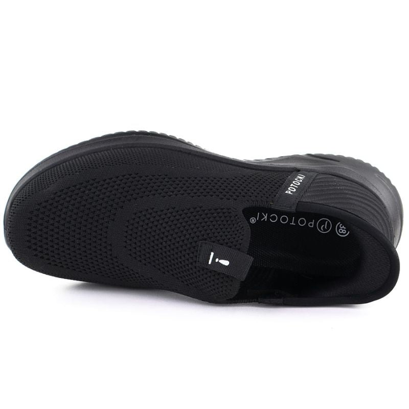 Women's slip-on black sports shoes Potocki BK01312 To be categorized Your Sports Performance