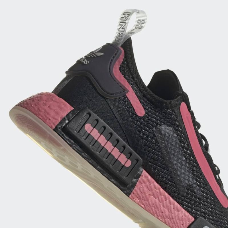 Adidas NMD R1 Spectoo NASA Core Black (W) Women's Sneakers - FZ3207 Obuwie/Buty do koszykówki męskie/Adidas Your Sports Performance