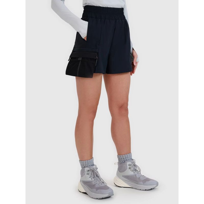 Women's trekking shorts with a detachable pouch 4F 4FWSS25TFSHF0953-20S *Kategoria tymczasowa Your Sports Performance