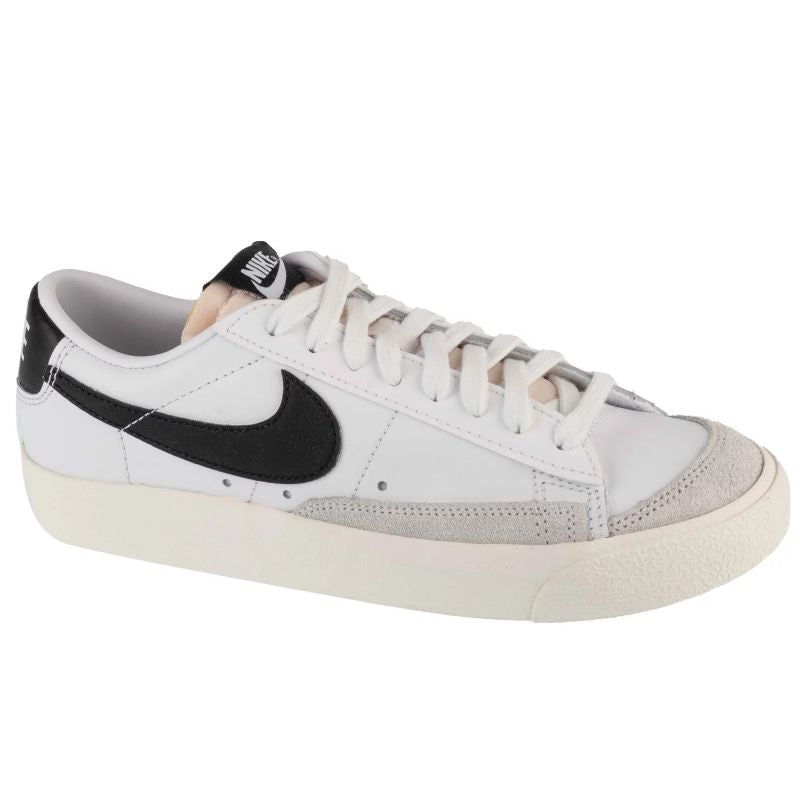 Nike W Blazer Low 77 DC4769-102 White 35.5 In preparation Nike