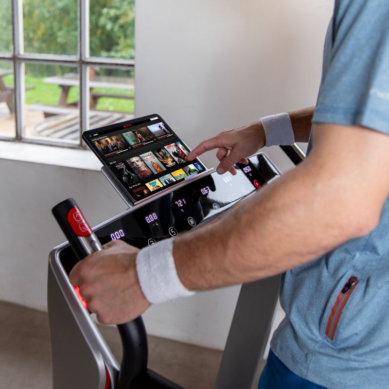 FLOW FITNESS ELECTRIC TREADMILL RUNNER DTM400i In preparation Your Sports Performance