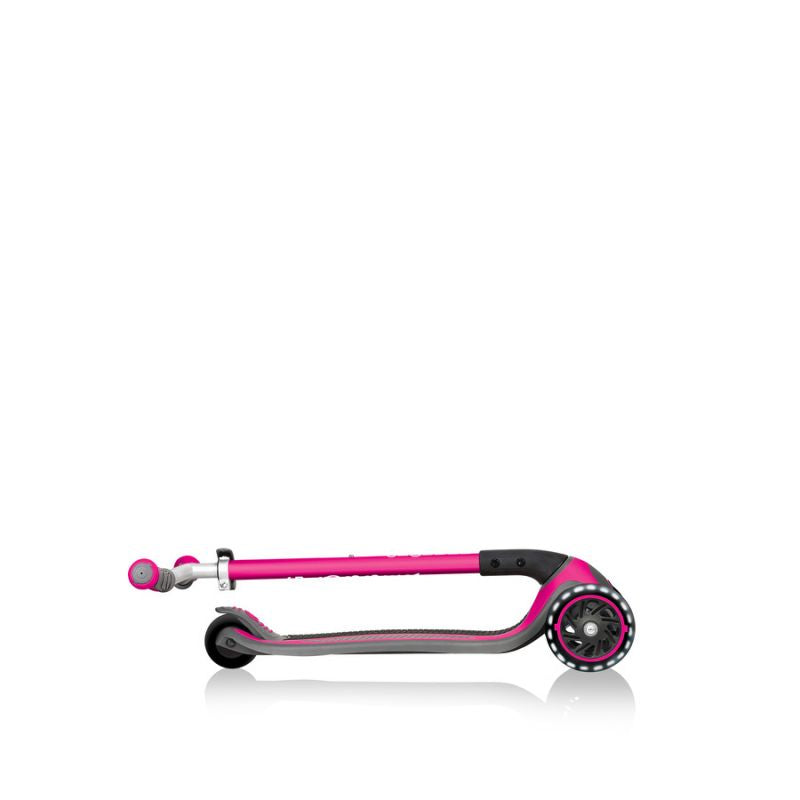 Scooter 3 wheels Globber Master Lights 662-110-2 HS-TNK-000011357 Accessories/Skating/Hulajnogi Your Sports Performance