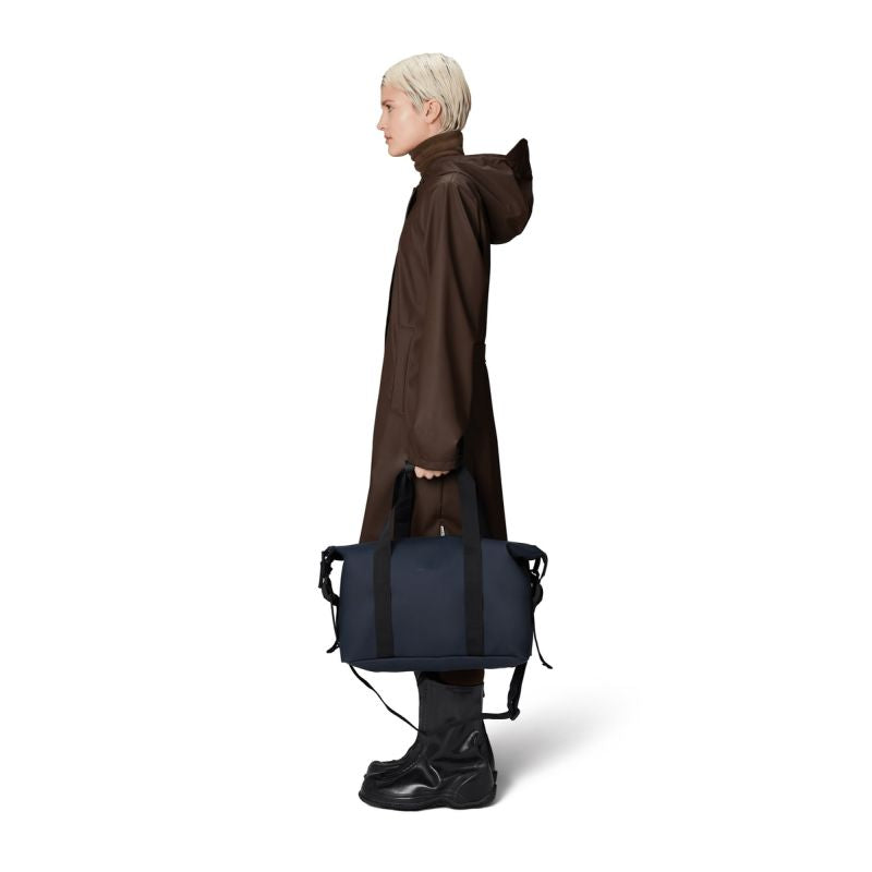 Rains transport bag 23 x 40 x 20 cm 18L HILO WEEKEND BAG SMALL W3 14220 47 NAVY Rains