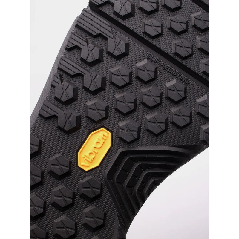 Under Armor Valsetz Mid M shoes 3027382-001 Footwear/Training/Men Your Sports Performance