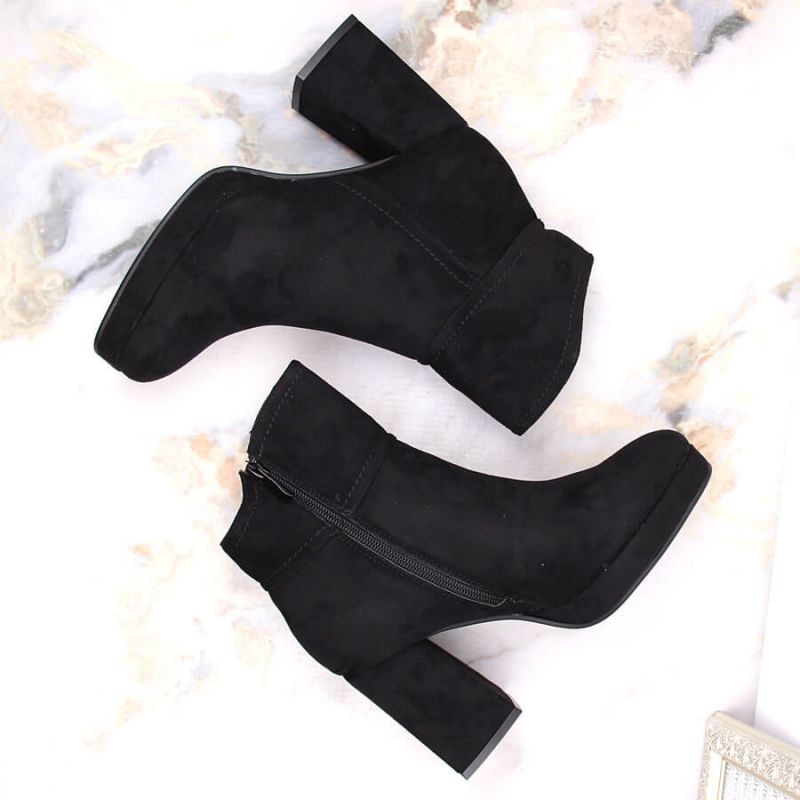 Suede ankle boots with a high heel and a platform, insulated M.Daszyński W SAN24A, black Footwear/Lifestyle/M.Daszyński Your Sports Performance
