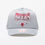 Mitchell & Ness NBA Chicago Bulls Glow Up Trucker Gray Cap - HHSSINTL1436-CBUGREY Odzież/Czapki/Czapki z daszkiem Your Sports Performance