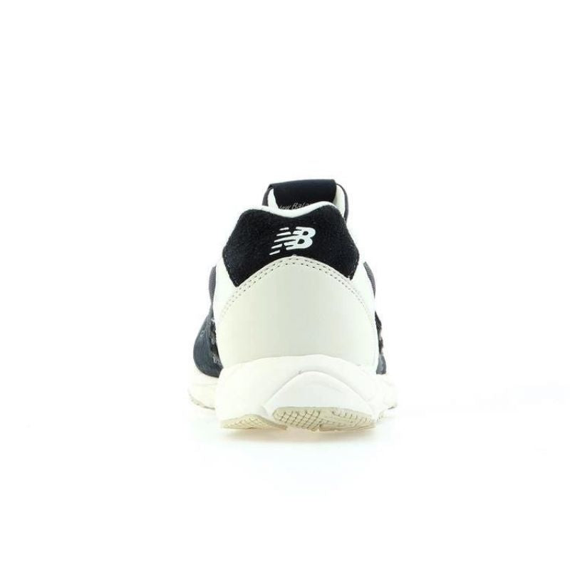 New Balance W WRT96MC shoes Footwear/Lifestyle New Balance