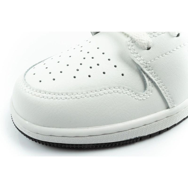 Nike Air Jordan 1 women's high-top sports shoes fashionable sneakers white black
