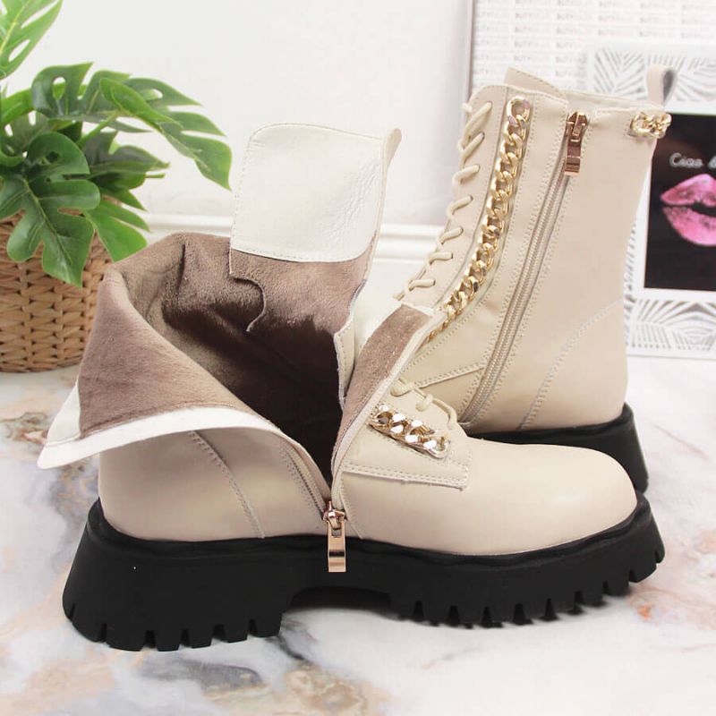 Leather ankle boots with a chain insulated Artiker W HBH40 Footwear/Outdoor/Artiker Your Sports Performance